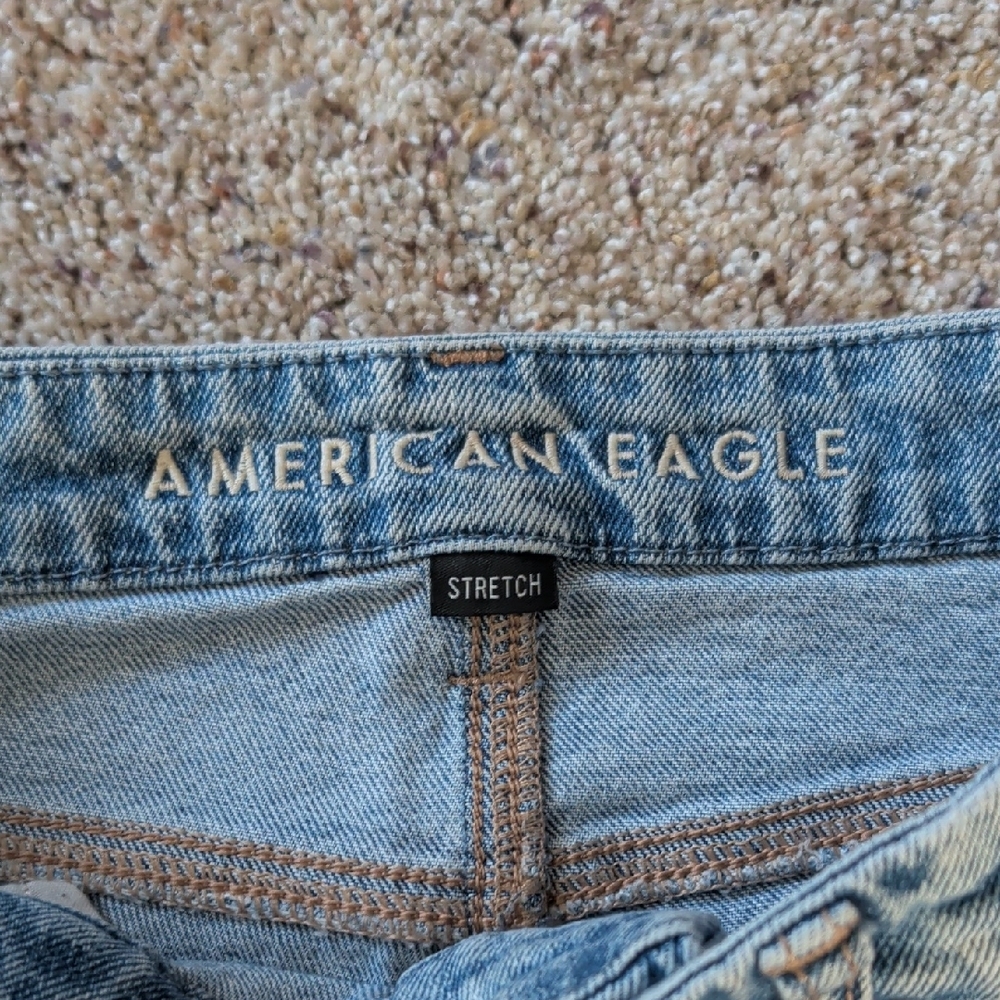 American Eagle Outfitters Light Blue Denim - Picture 2 of 4